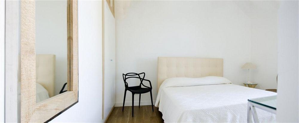 Agora Apartments Соренто Екстериор снимка
