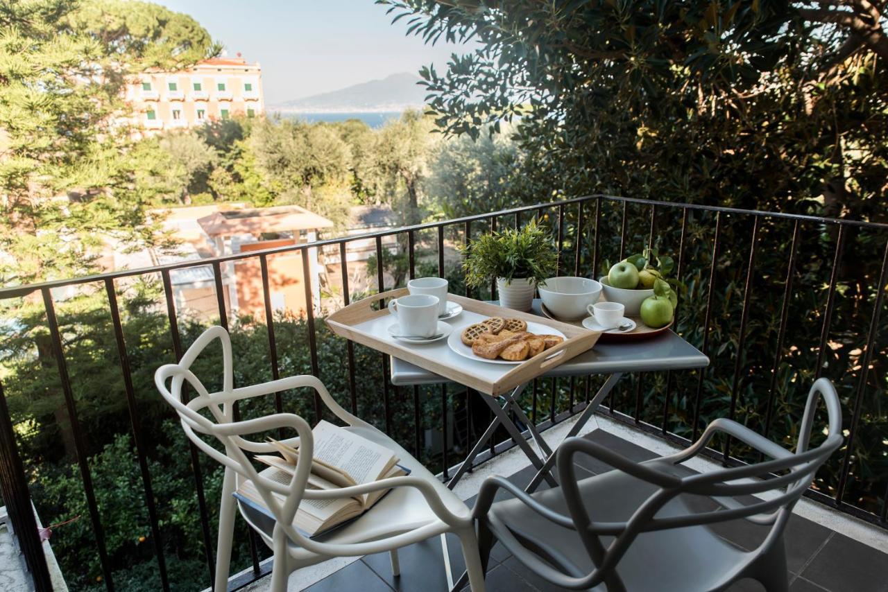 Agora Apartments Соренто Екстериор снимка